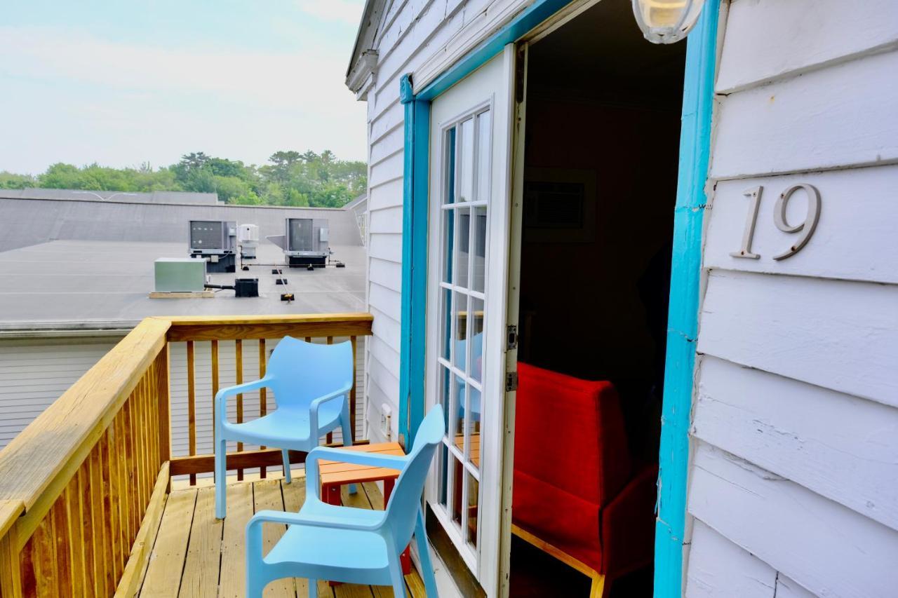 The Landings Inn And Cottages At 올드 오차드 비치 외부 사진