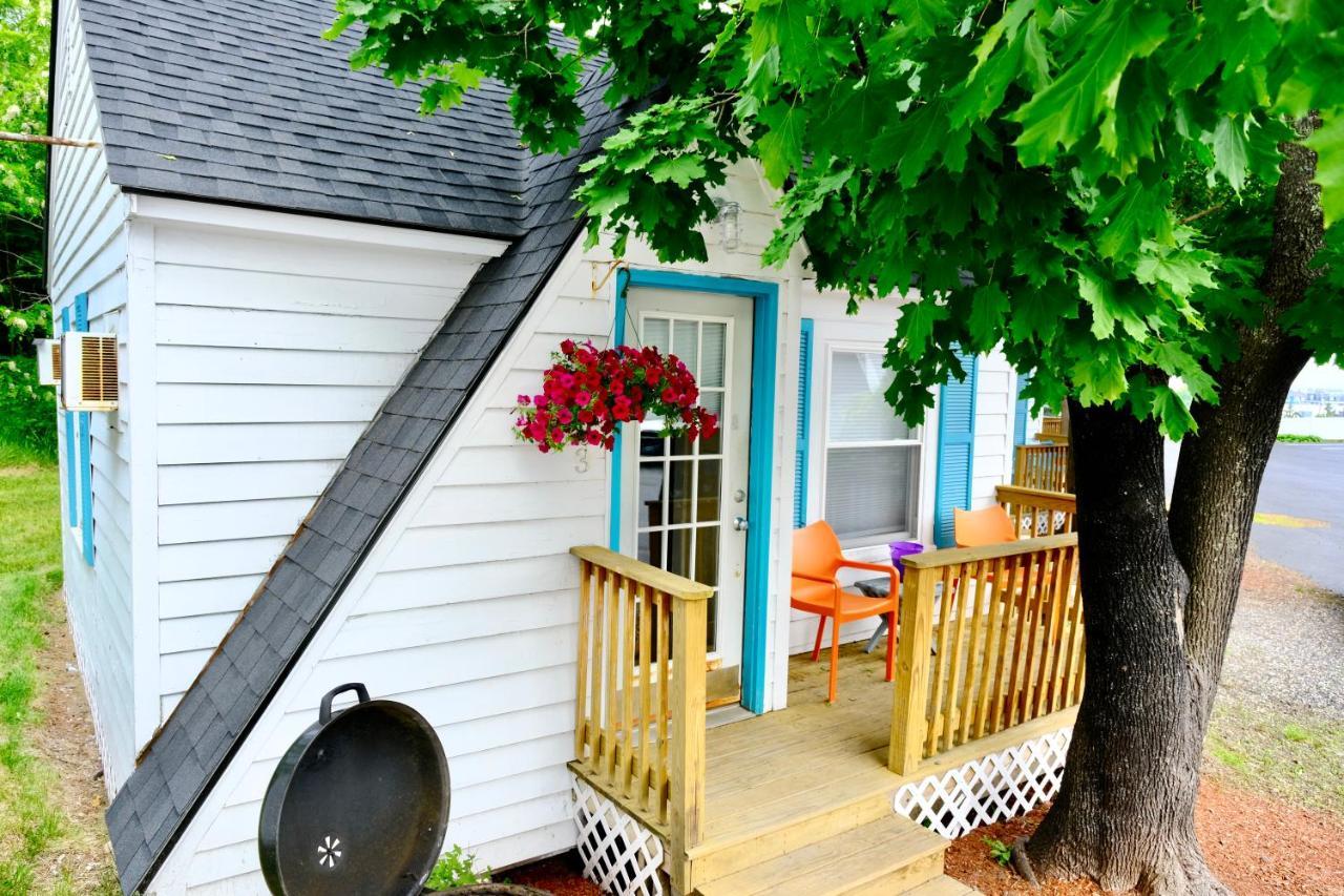 The Landings Inn And Cottages At 올드 오차드 비치 외부 사진