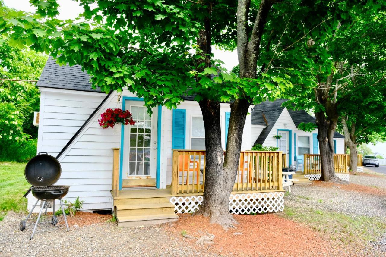 The Landings Inn And Cottages At 올드 오차드 비치 외부 사진